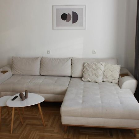 Schoene Eigentumswohnung Im 10 Bezirk Vienna Exterior photo